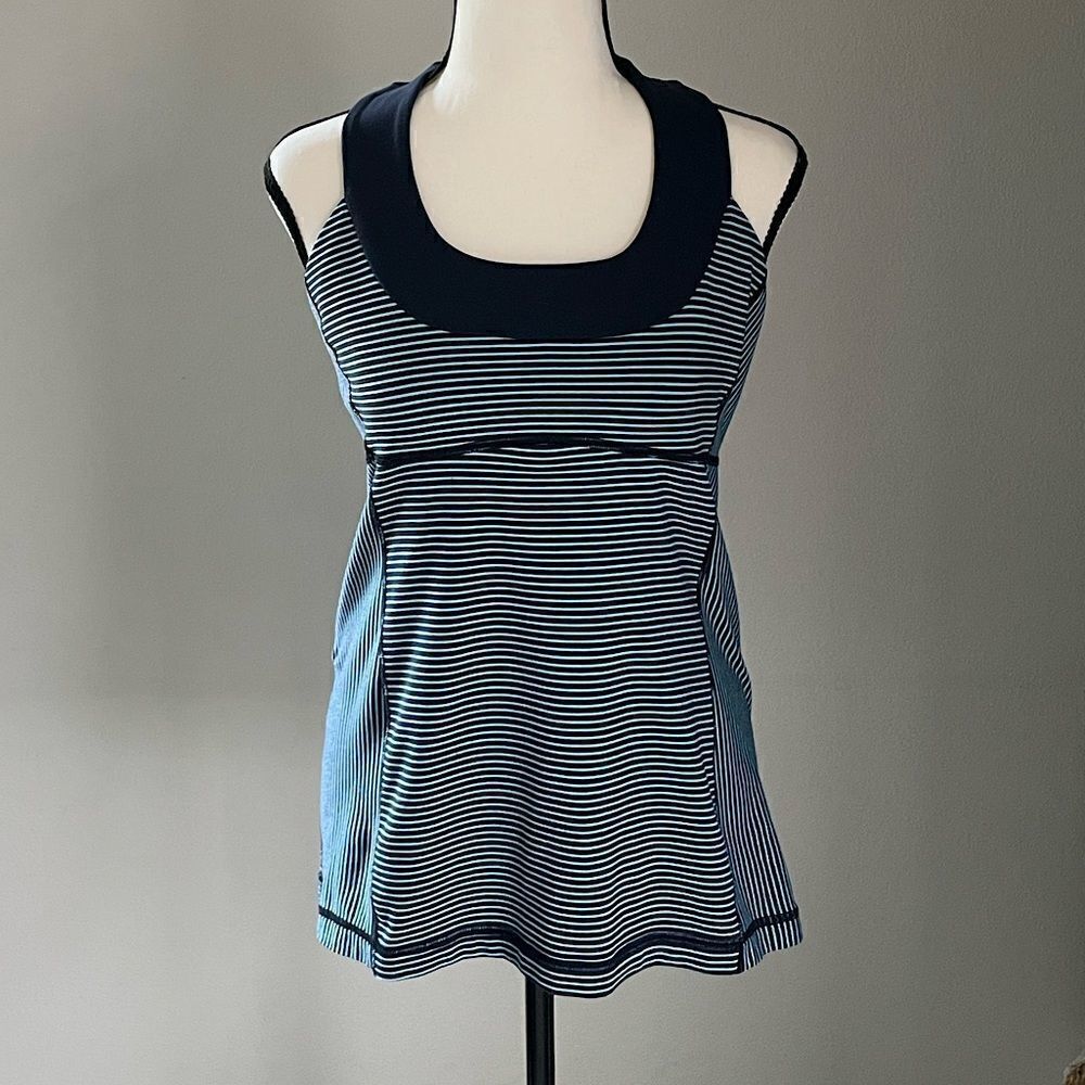 Lululemon Dark and Light Blue Halter/Racerback Athletic Tank-Top. Fits Like an 8